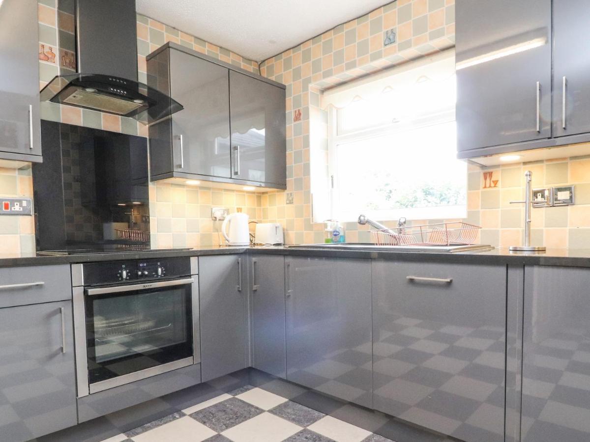 23 Wolsey Close Thornton  外观 照片
