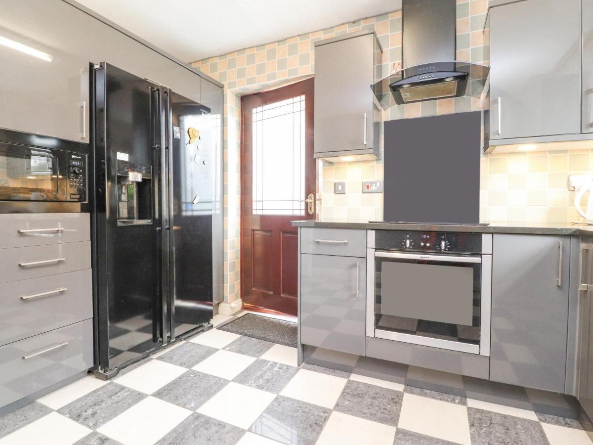 23 Wolsey Close Thornton  外观 照片