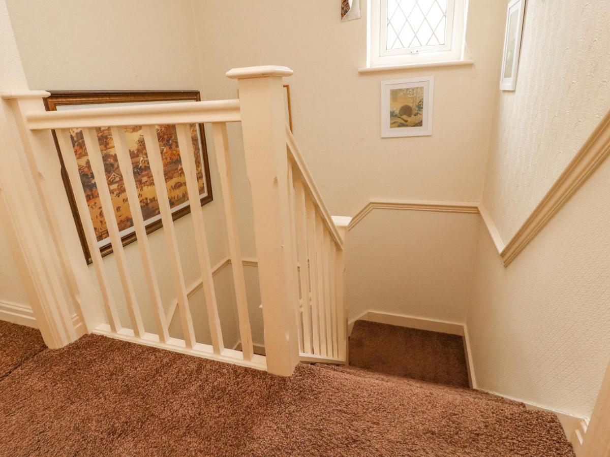 23 Wolsey Close Thornton  外观 照片