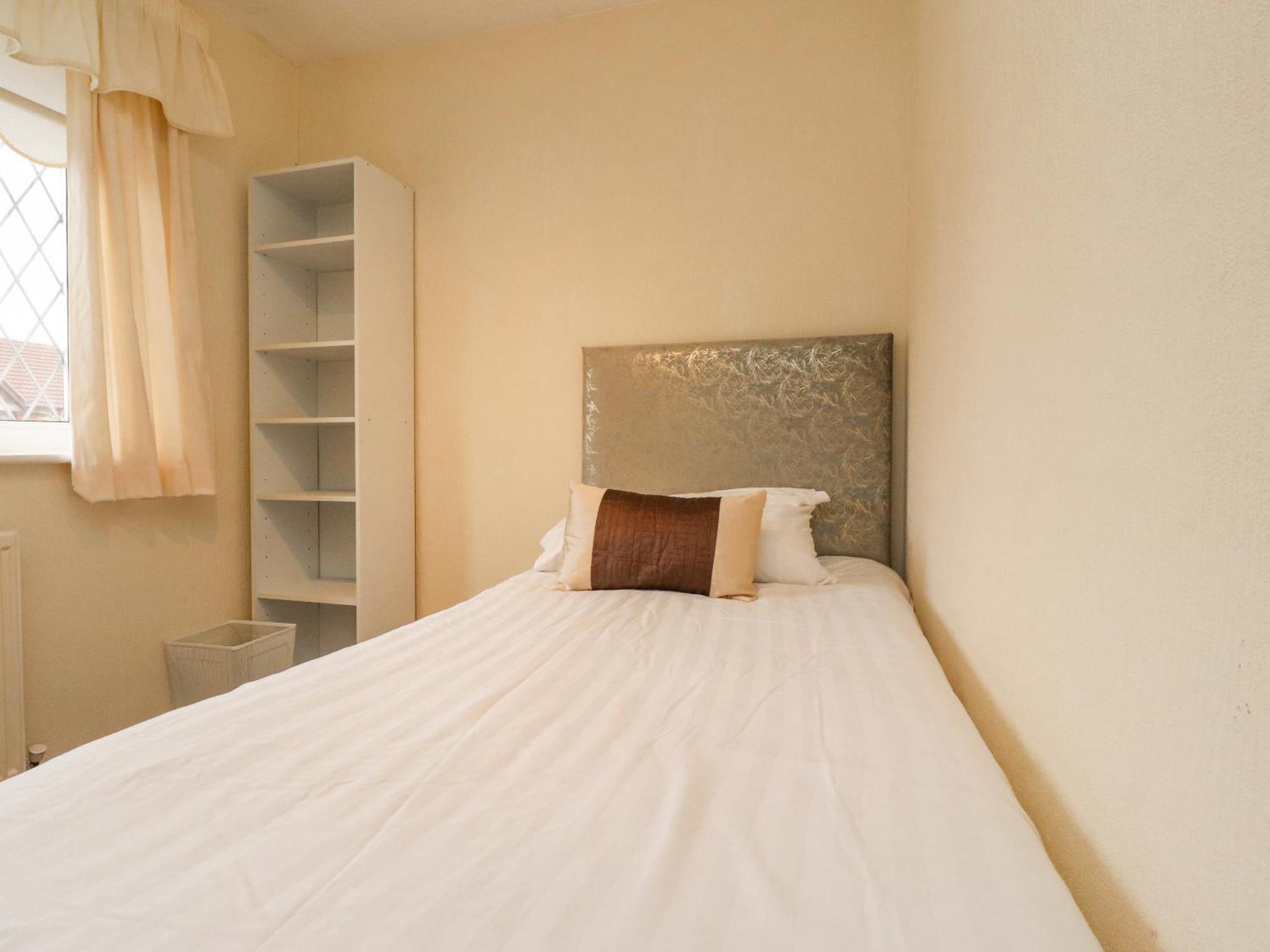 23 Wolsey Close Thornton  外观 照片