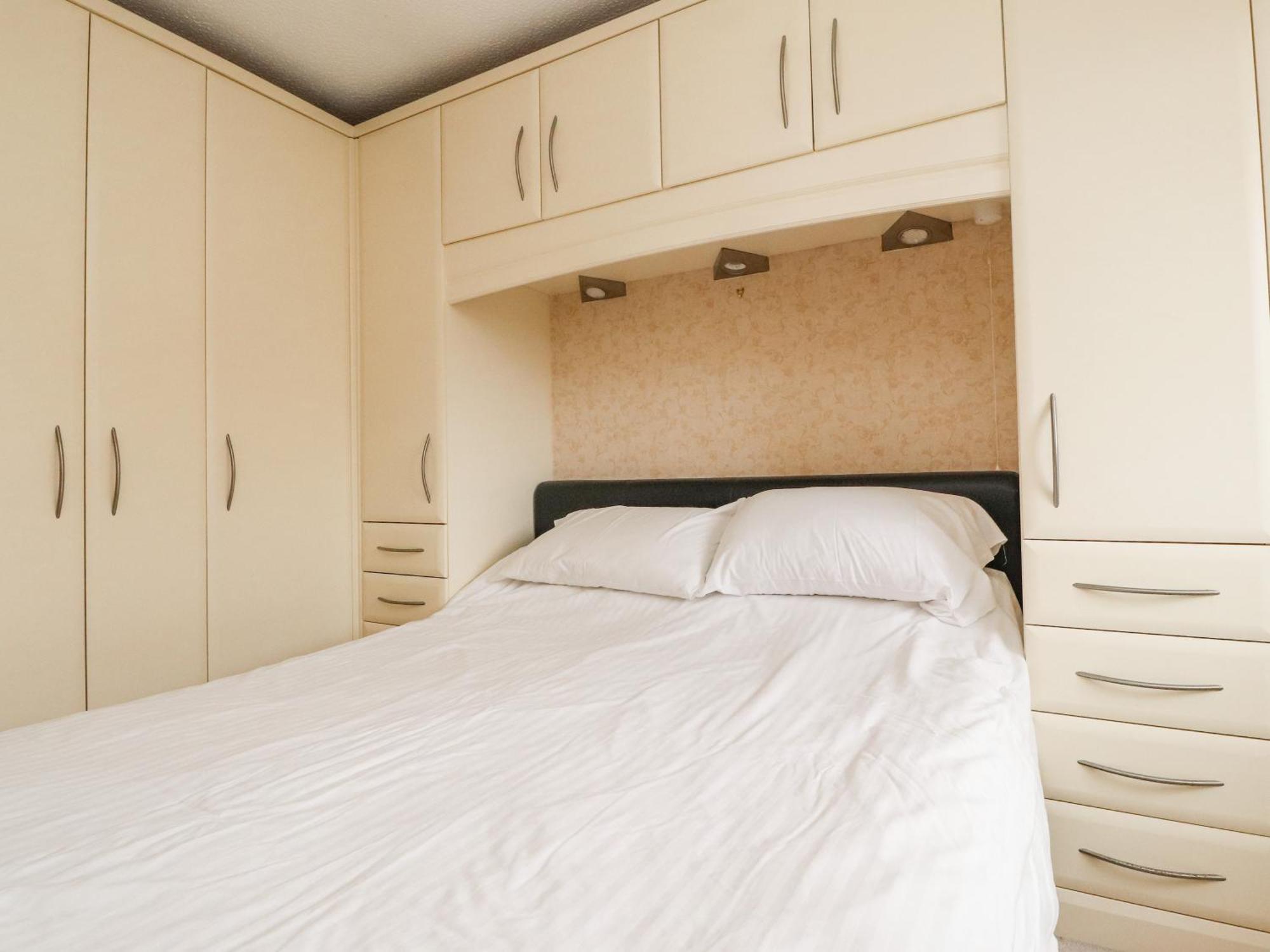 23 Wolsey Close Thornton  外观 照片